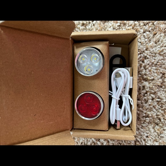 VONT LED Bike Light Set - Picture 9 of 9